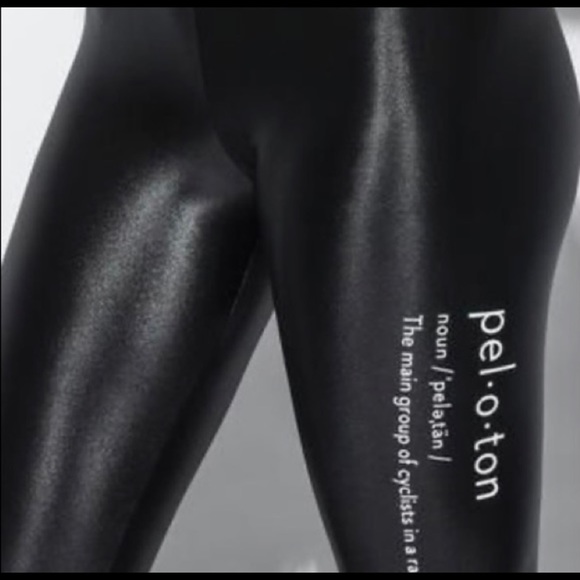 NWOT KORAL x PELETON Black Aden Infinity Legging w. Minor Flaw - Picture 2 of 14